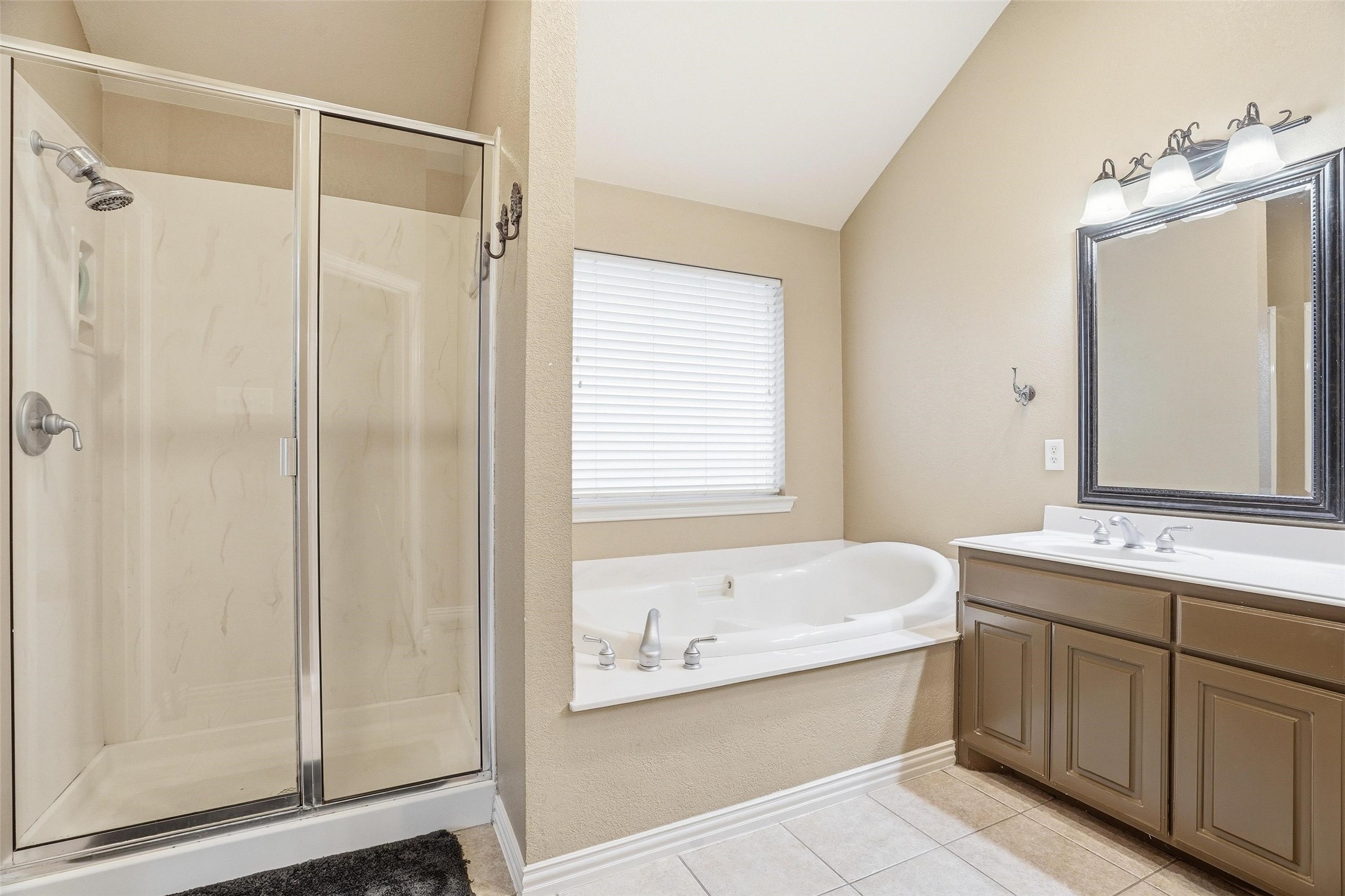 4008 Glenwood Drive Joshua TX 76058