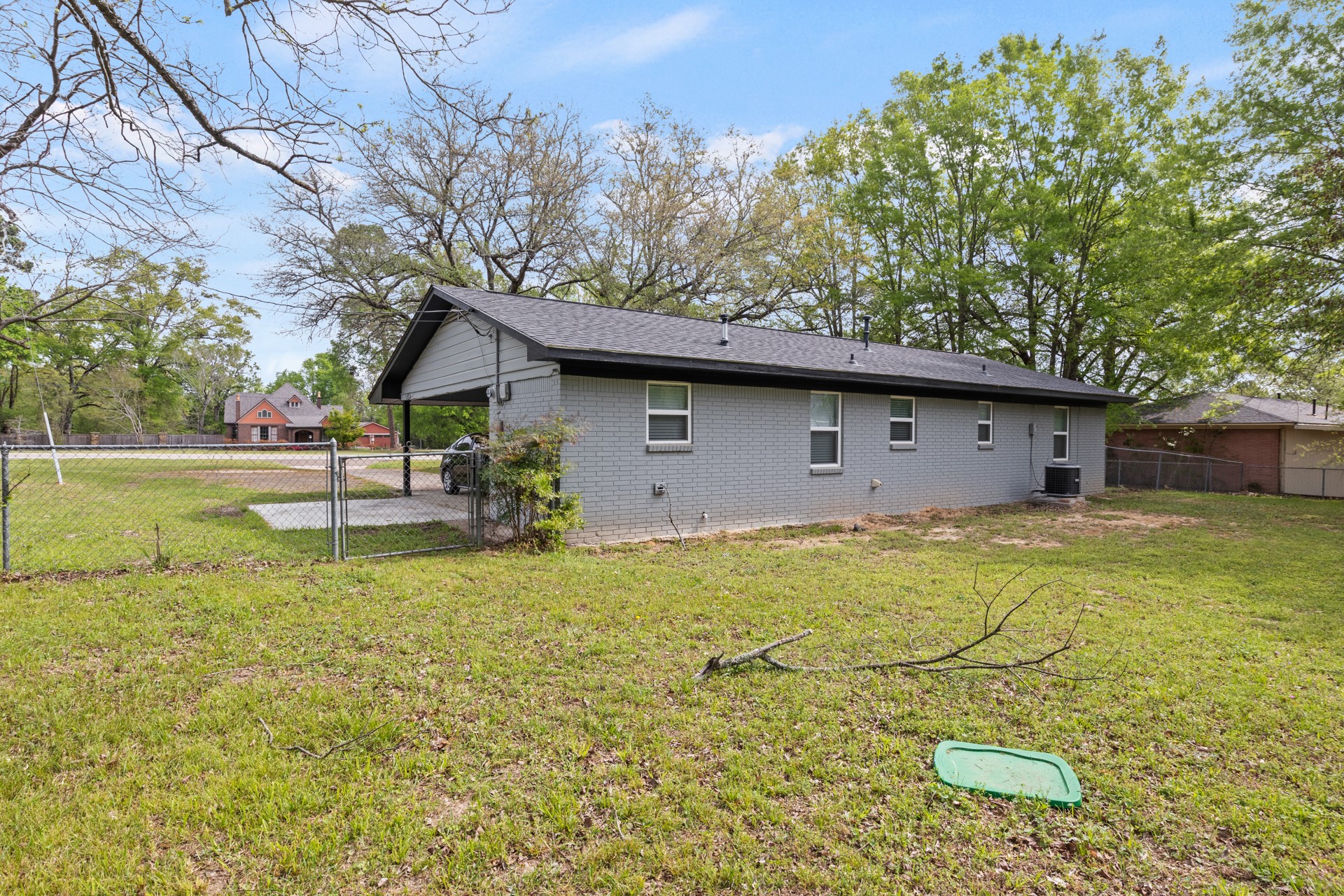 802 Quitman Street Pittsburg TX 75686