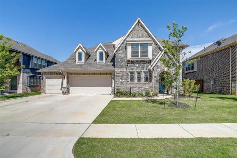 1049 Scarlet Oak Drive Burleson TX 76028