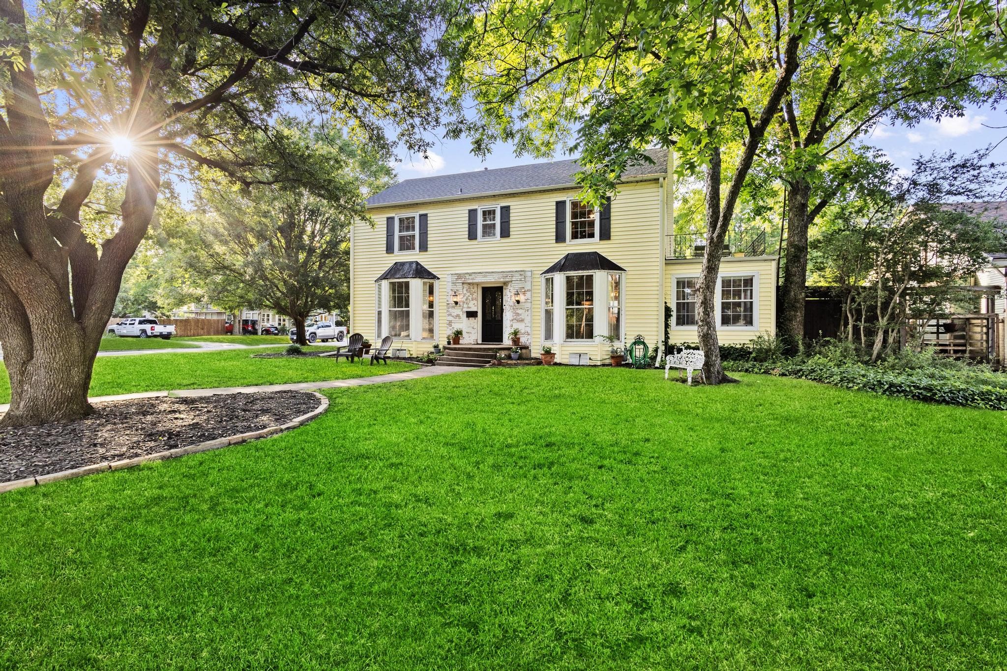 425 W Belden Street Sherman TX 75092