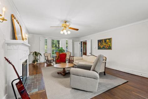425 W Belden Street Sherman TX 75092