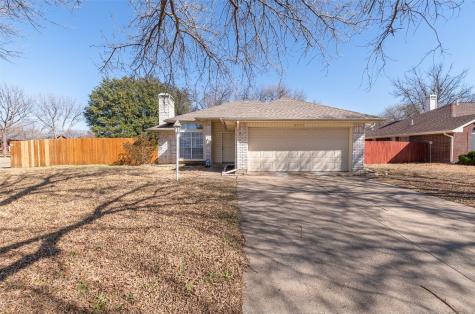 3702 Constitution Drive Grand Prairie TX 75052