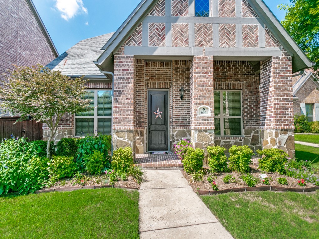 606 Cano Street Allen TX 75002