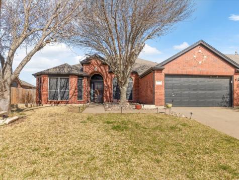 2616 Briarcrest Drive Burleson TX 76028