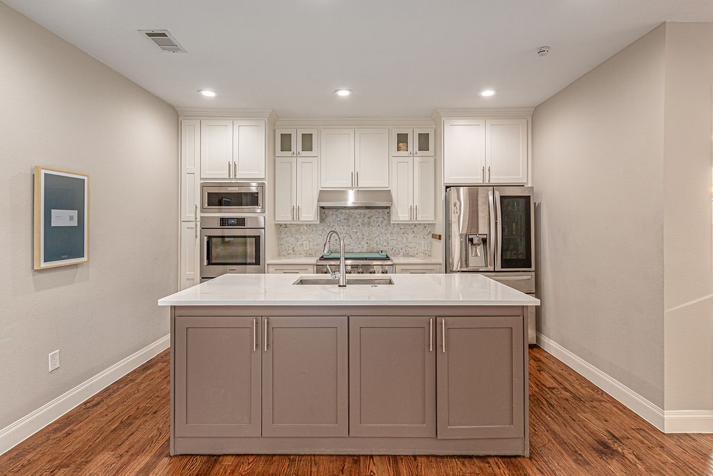 4209 Pinecreek Drive Rowlett TX 75088