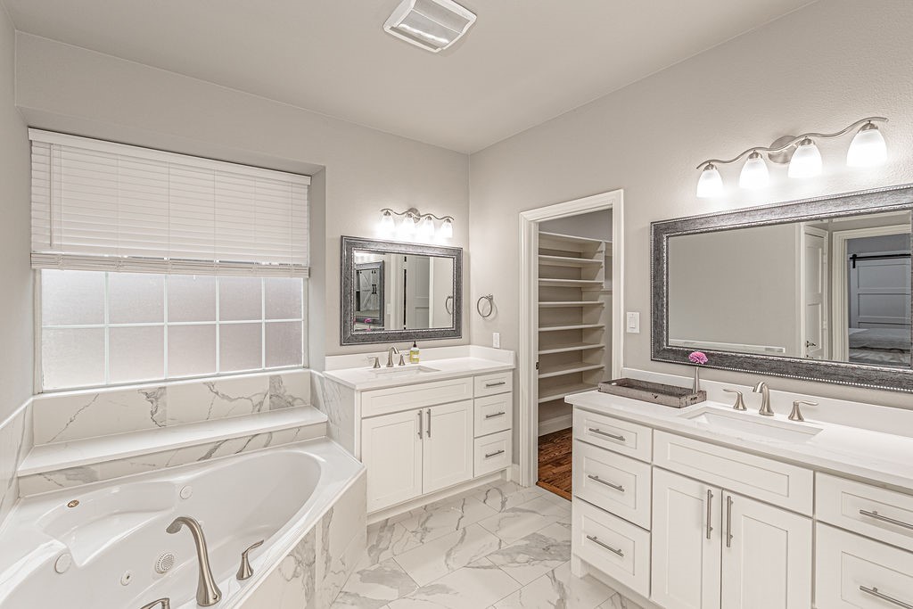 4209 Pinecreek Drive Rowlett TX 75088