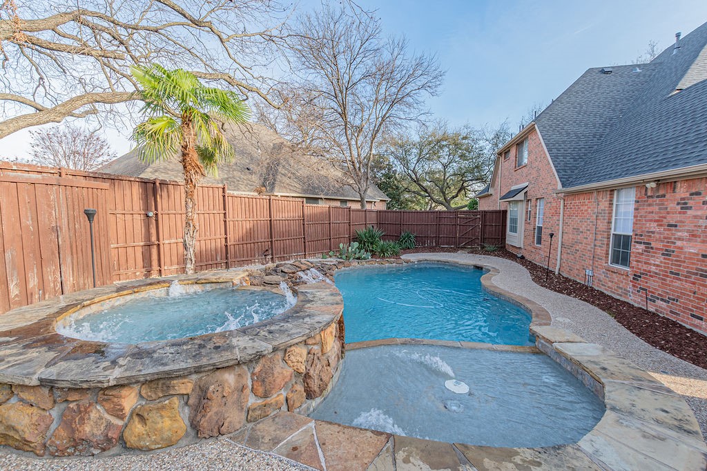 4209 Pinecreek Drive Rowlett TX 75088