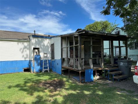 9208 Newhall Street Dallas TX 75232