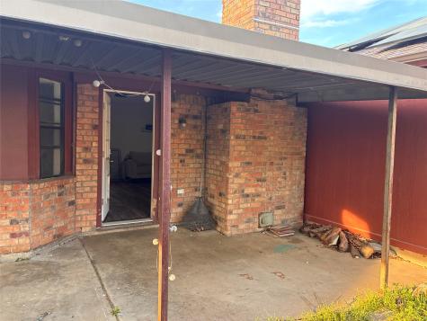 737 Ash Street Burleson TX 76028