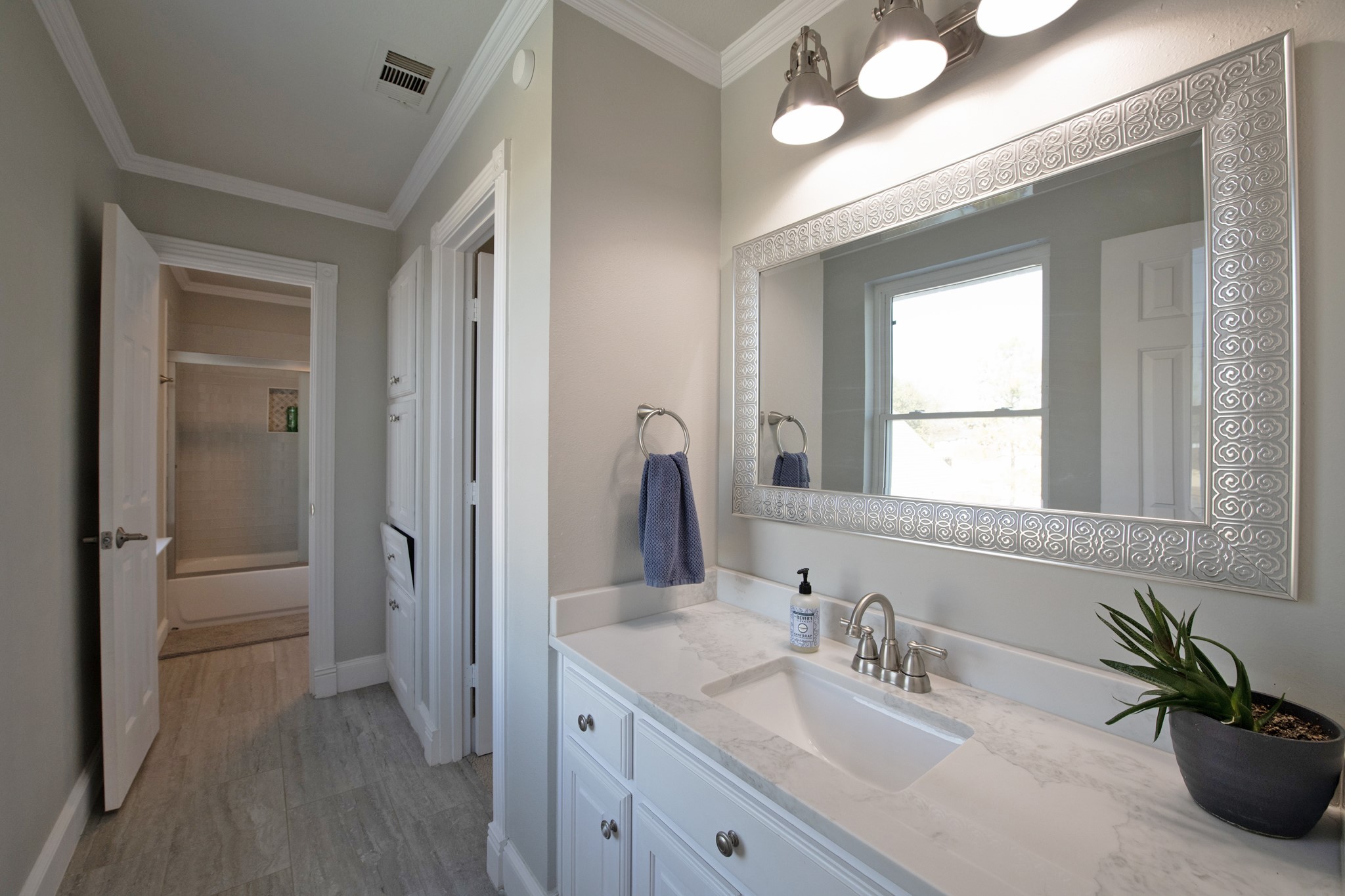 405 Chippendale Drive Heath TX 75032