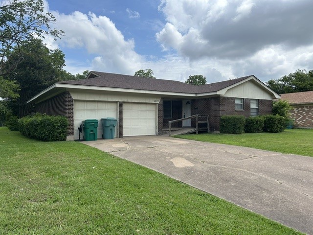 1821 W Belden Street Sherman TX 75092