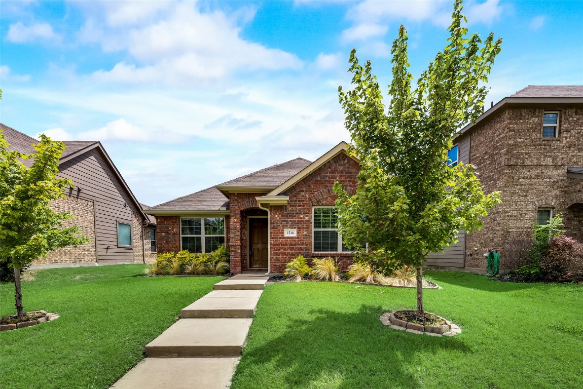 1216 Land Oak Road Royse City TX 75189