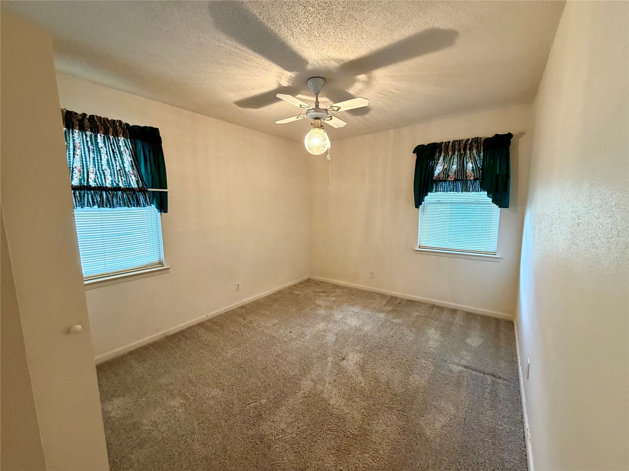 2030 Sycamore Street Paris TX 75460