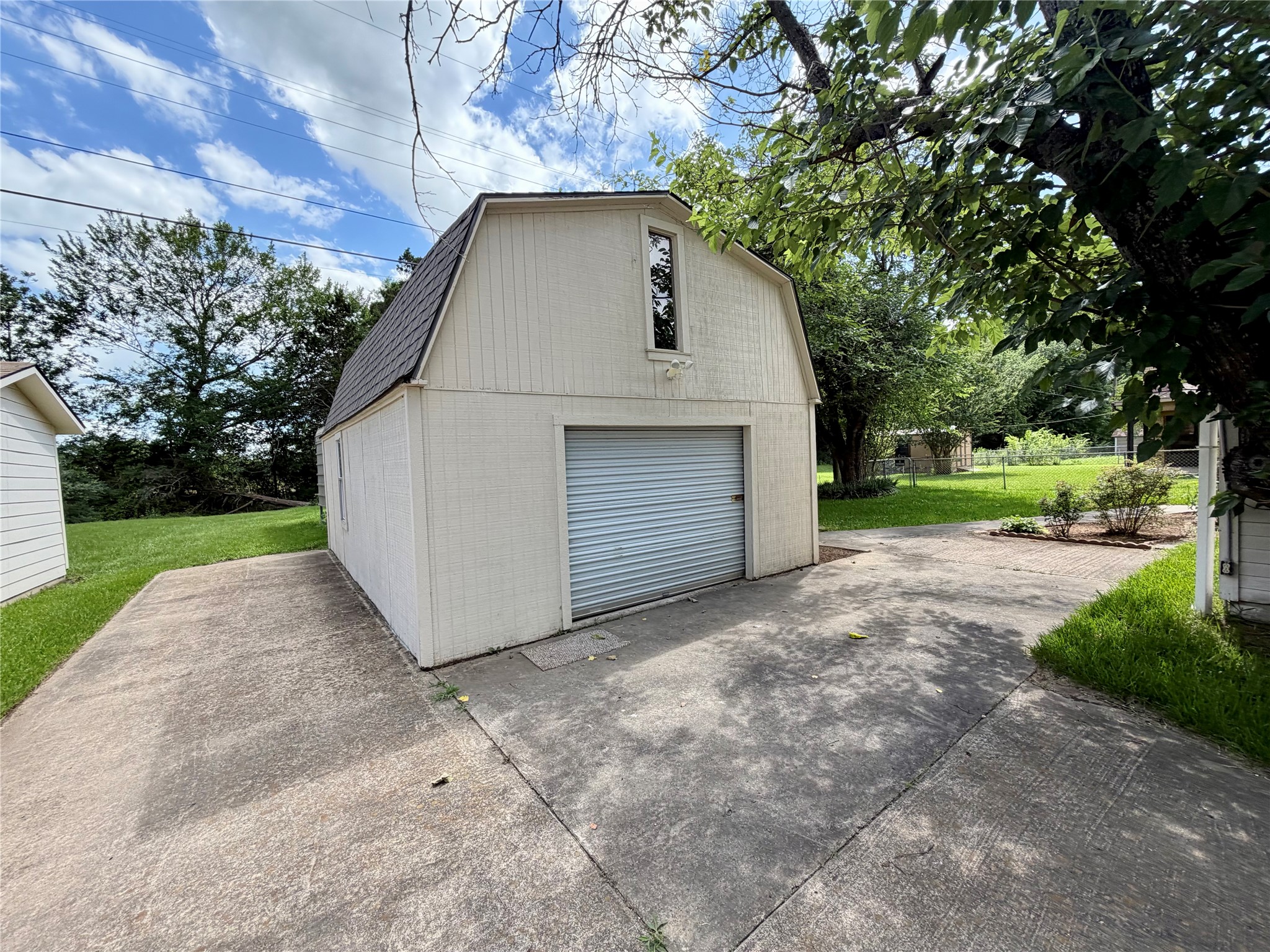 2030 Sycamore Street Paris TX 75460