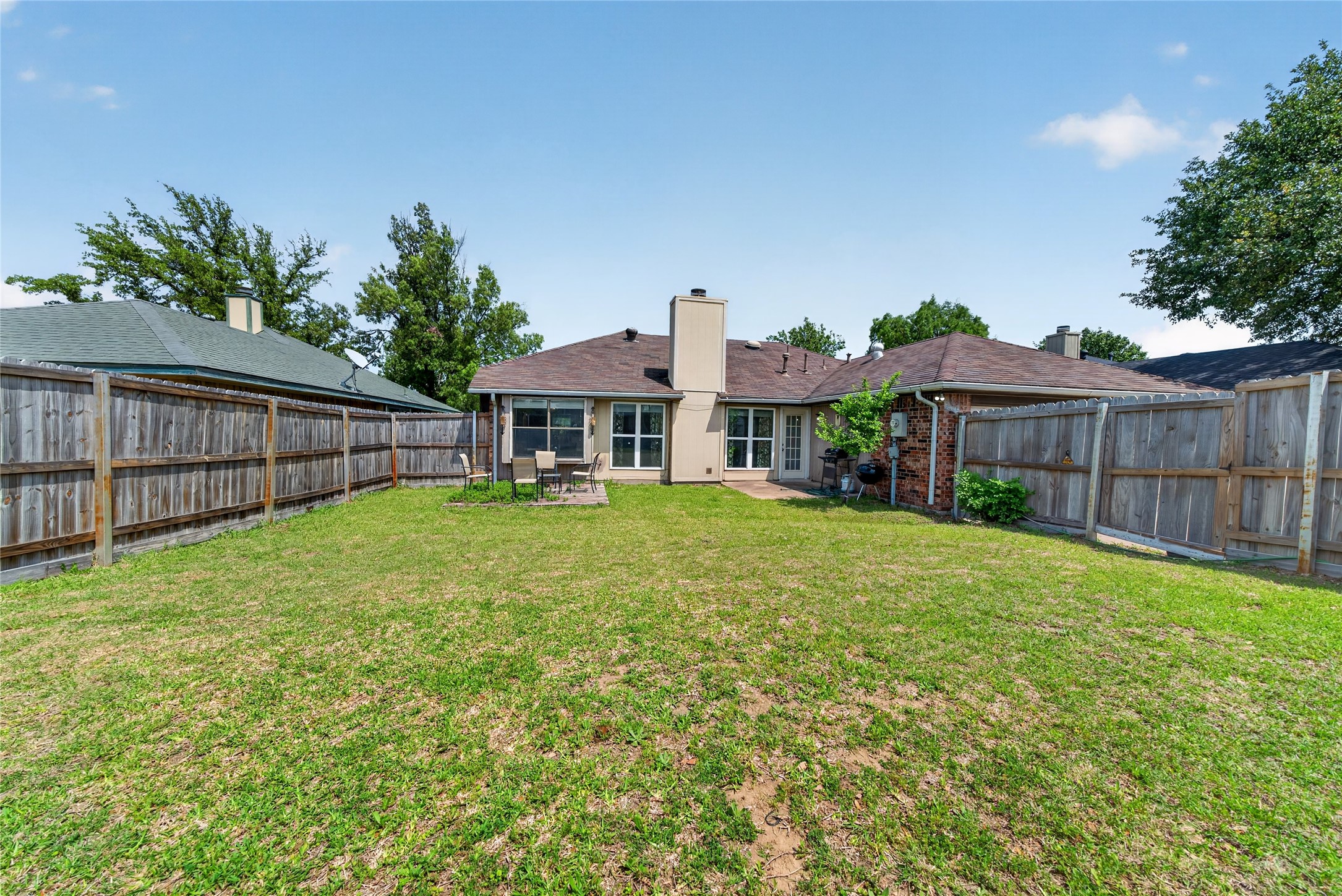 2511 Hollow Bend Mesquite TX 75150