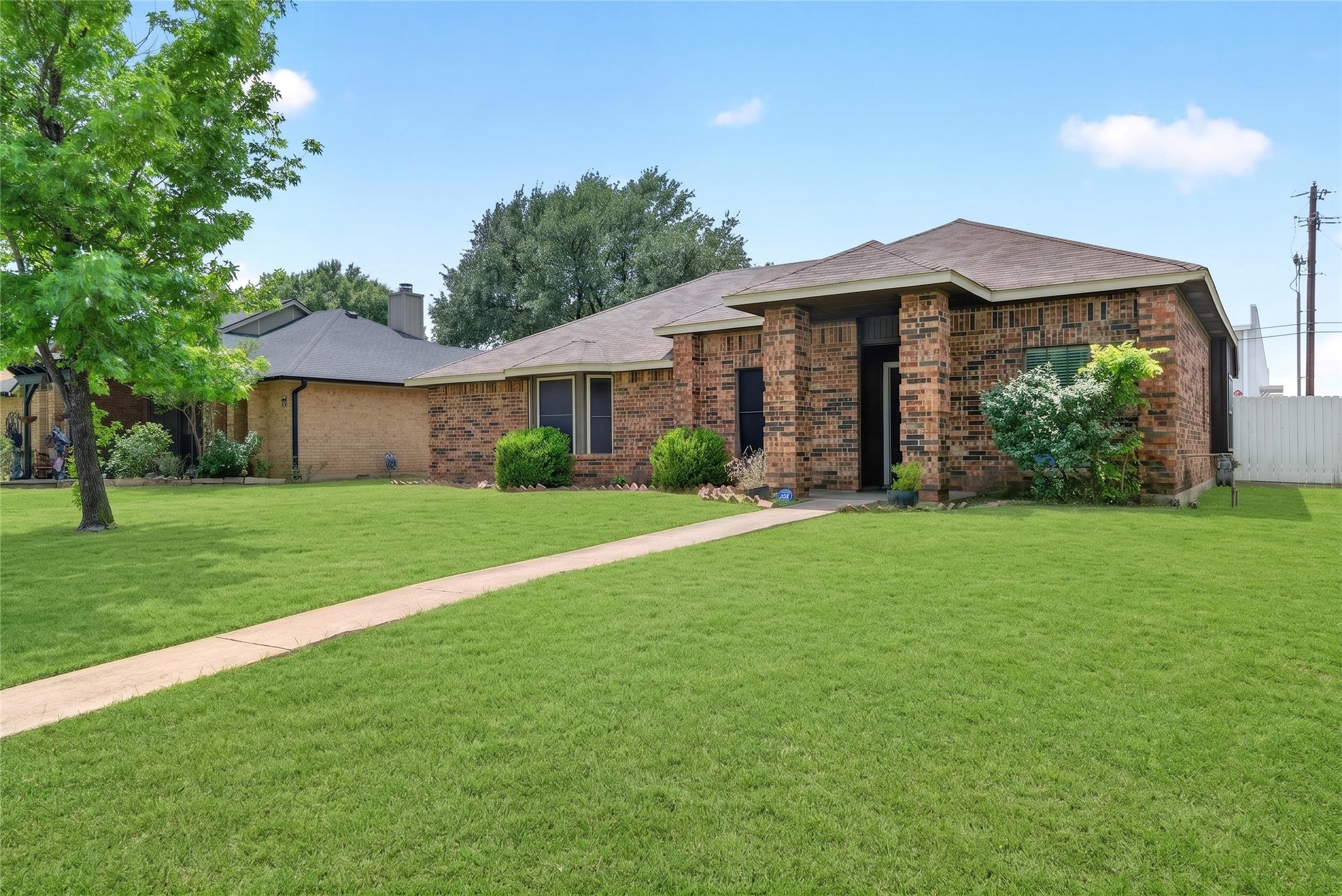 2511 Hollow Bend Mesquite TX 75150