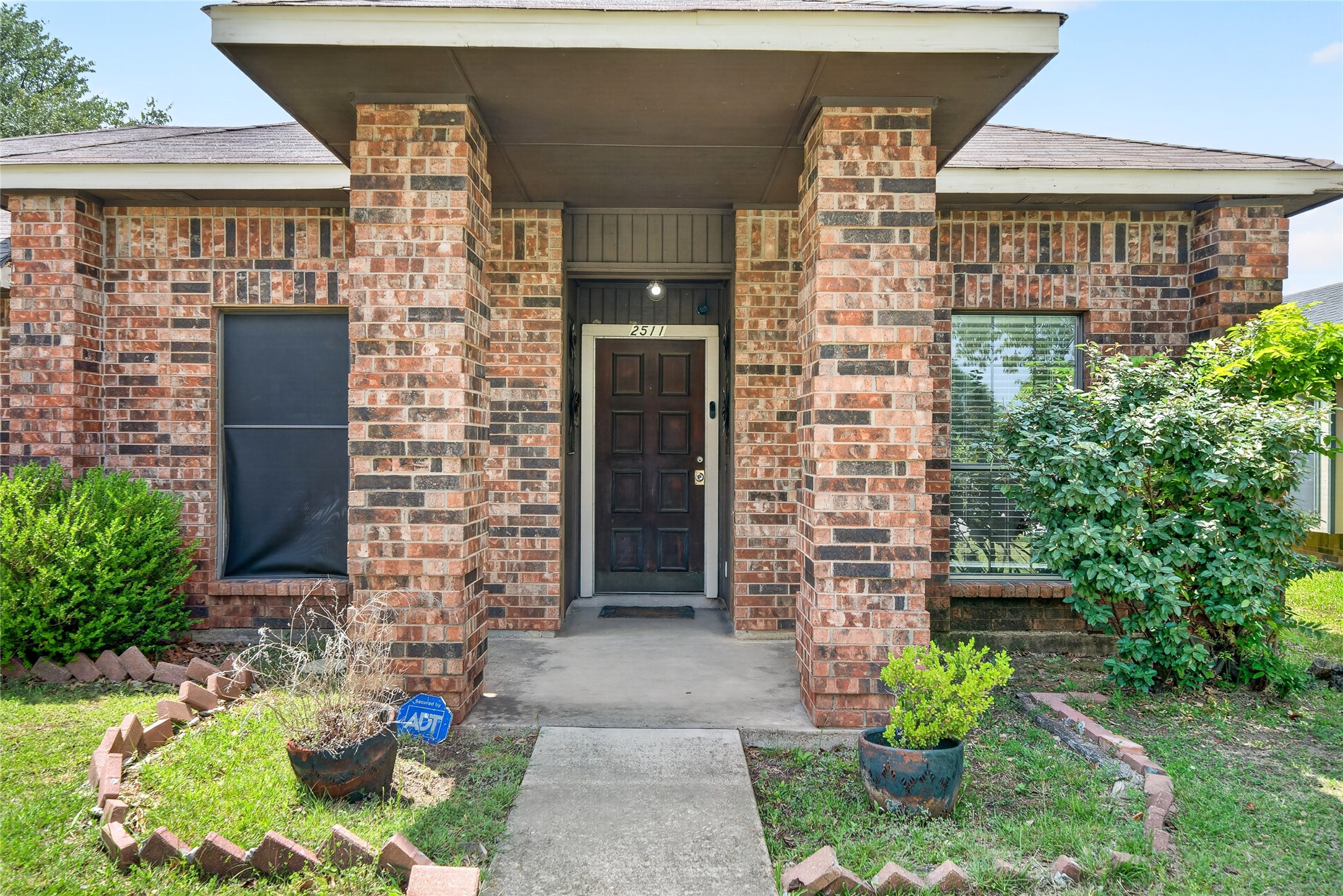 2511 Hollow Bend Mesquite TX 75150