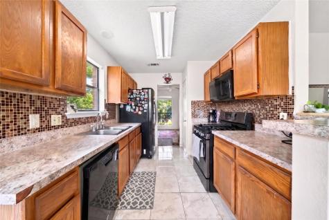 2511 Hollow Bend Mesquite TX 75150
