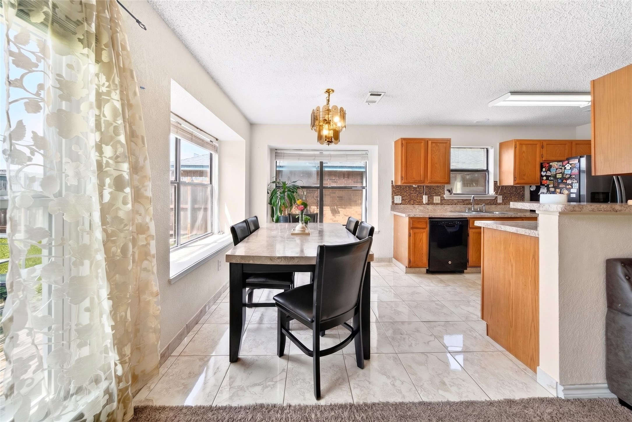 2511 Hollow Bend Mesquite TX 75150