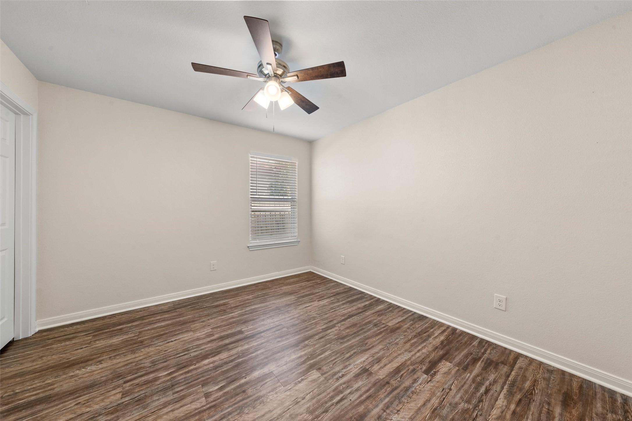503 Washington Avenue Mcgregor TX 76657