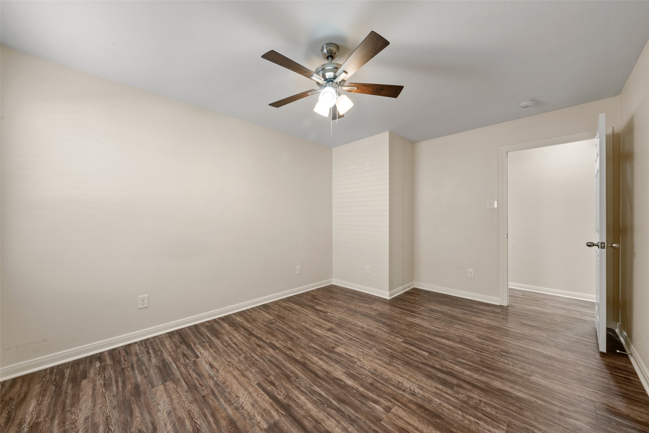 503 Washington Avenue Mcgregor TX 76657