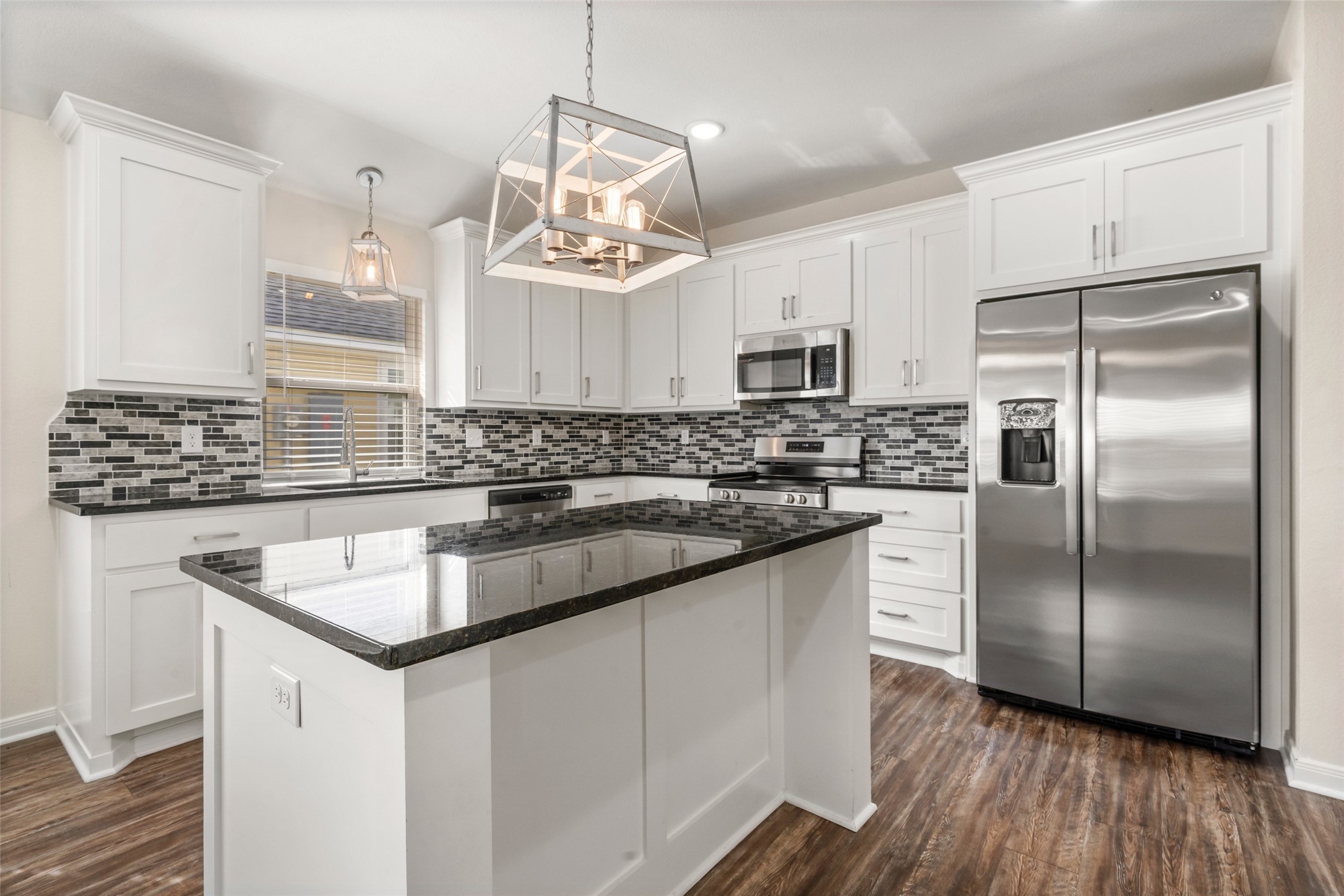 503 Washington Avenue Mcgregor TX 76657