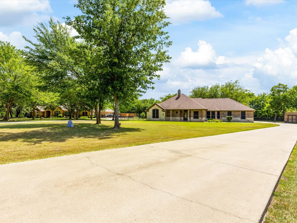 119 English Lake Court Weatherford TX 76088