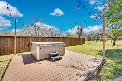 114 Jean Lane Burleson TX 76028