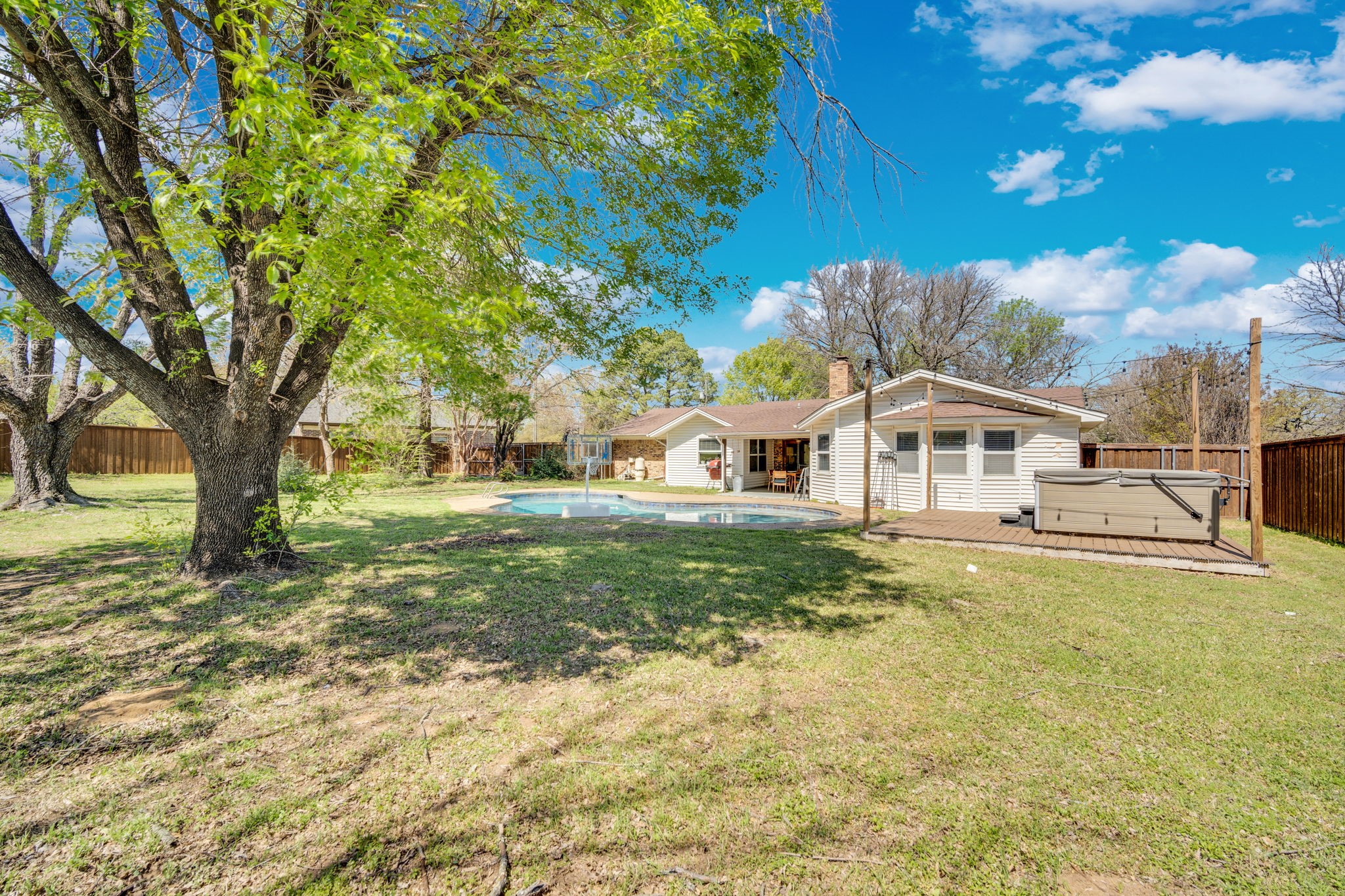 114 Jean Lane Burleson TX 76028