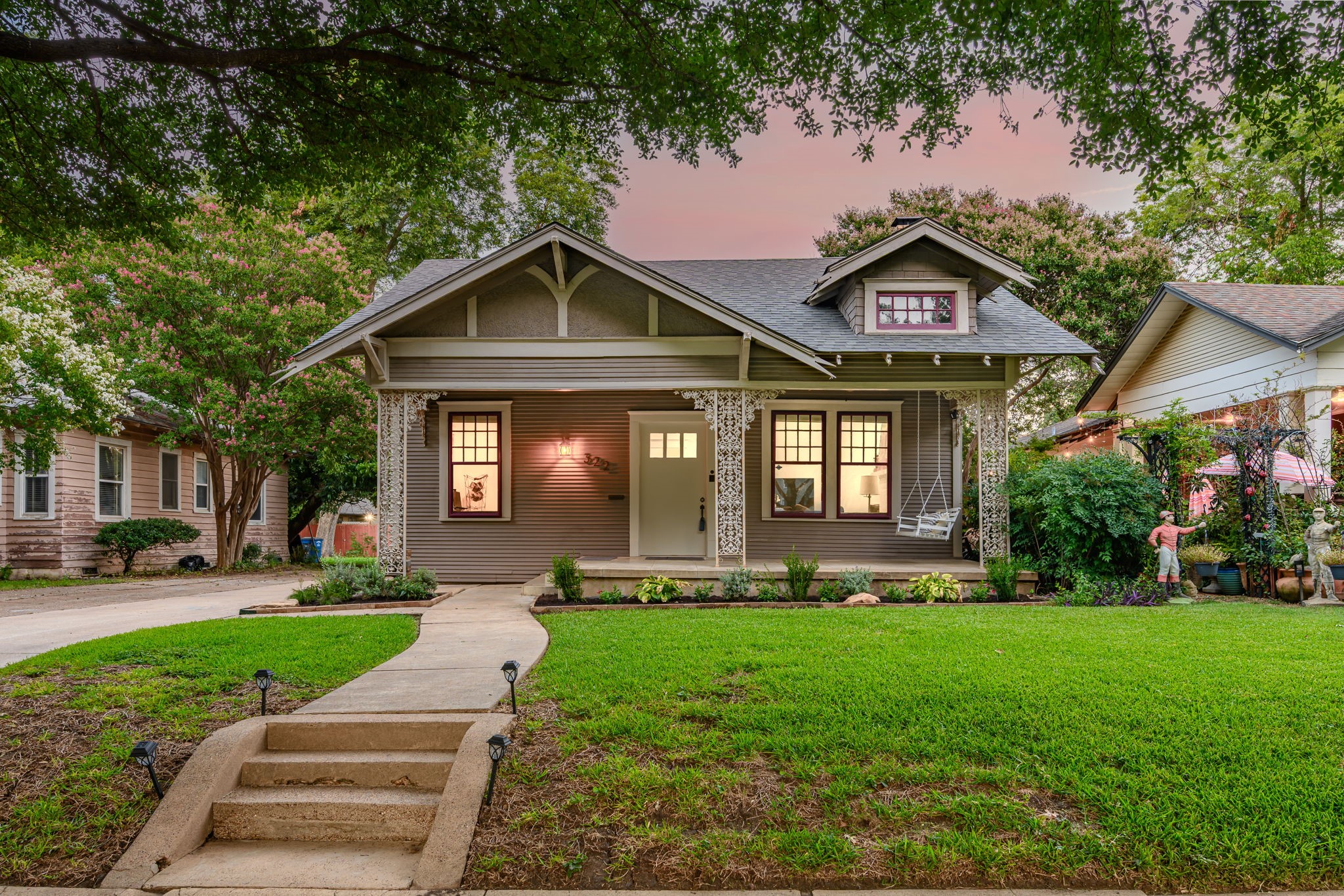 322 S Montclair Avenue Dallas TX 75208