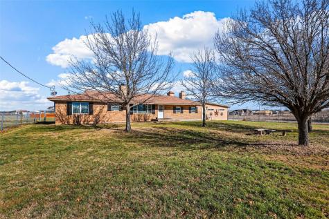 17240 Aa Bumgarner Road Justin TX 76247