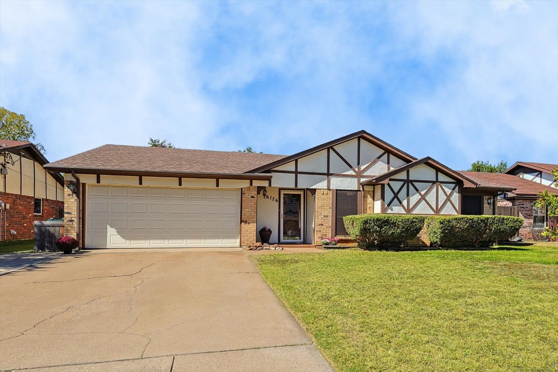 6176 Blue Spruce Circle Haltom City TX 76137