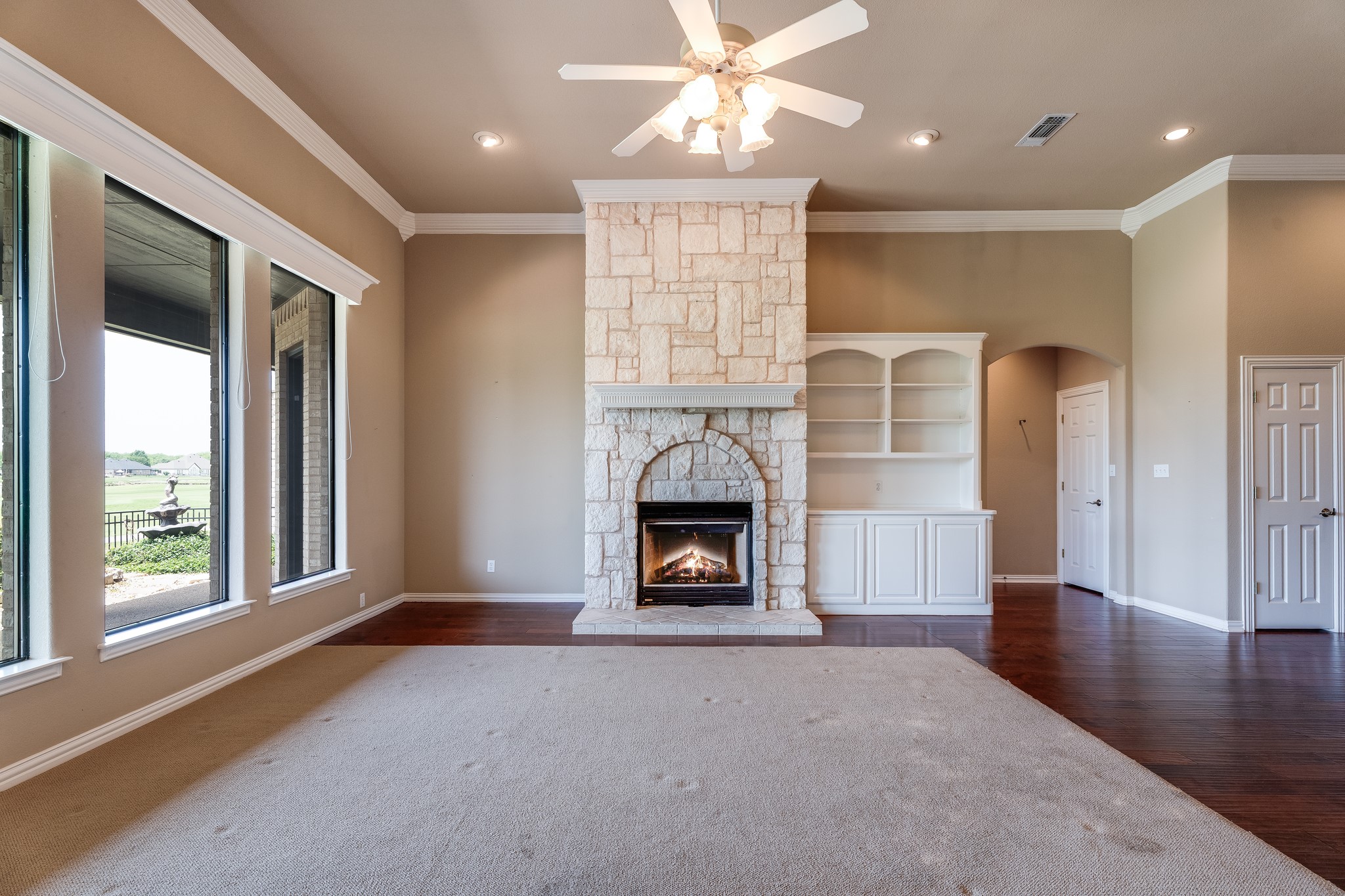 9520 Nutcracker Court Granbury TX 76049