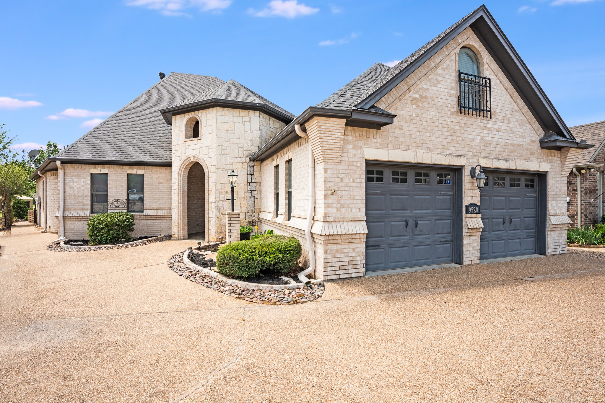 9520 Nutcracker Court Granbury TX 76049