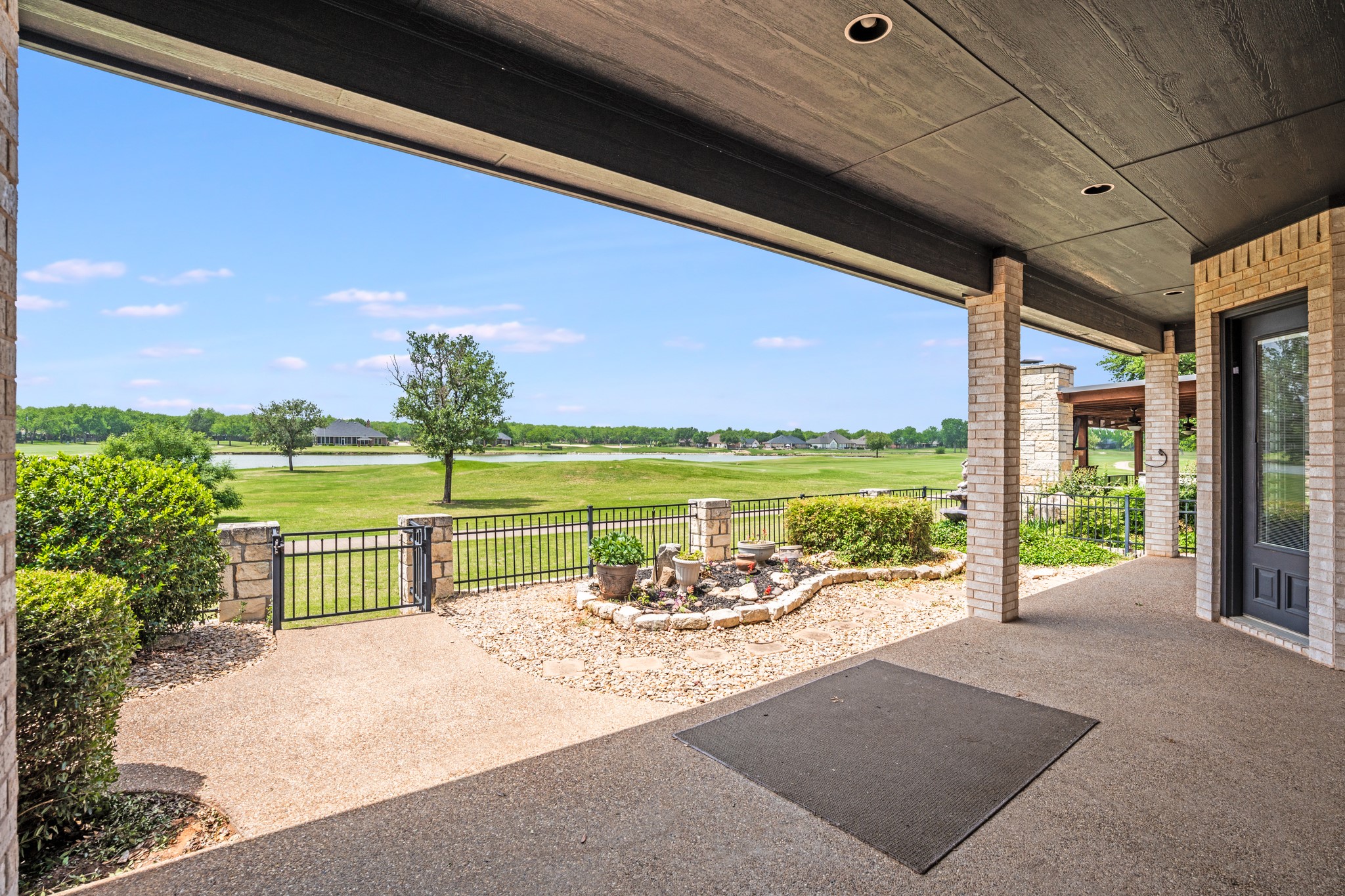 9520 Nutcracker Court Granbury TX 76049