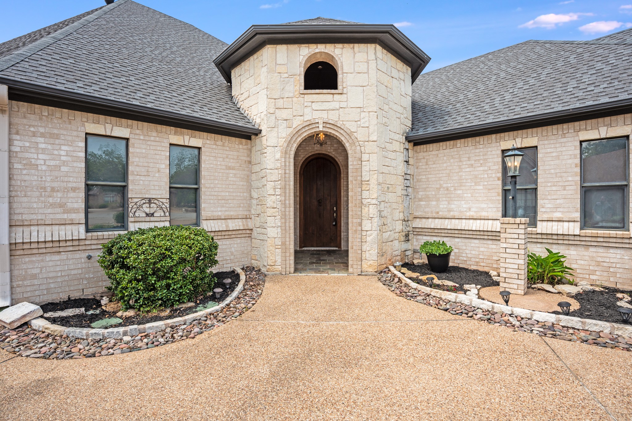 9520 Nutcracker Court Granbury TX 76049
