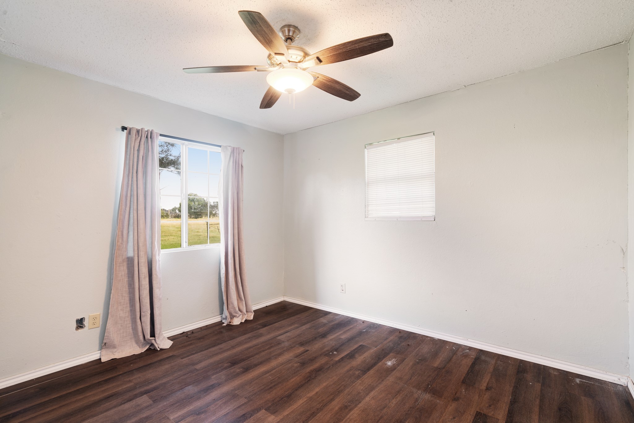 1982 County Road 1415 Bonham TX 75418