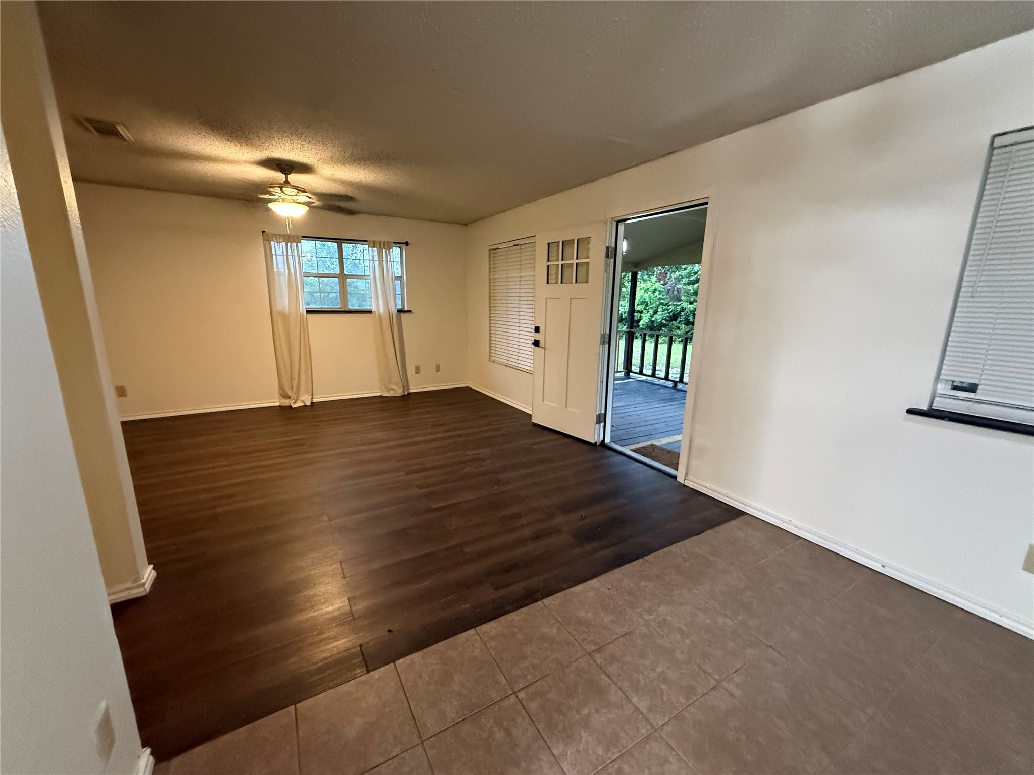 1982 County Road 1415 Bonham TX 75418
