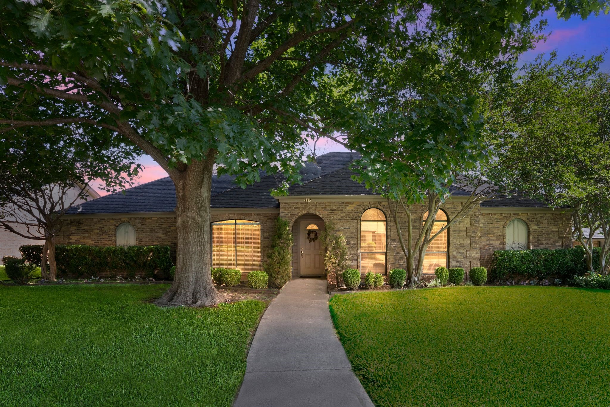 227 Meadowlark Lane Duncanville TX 75137