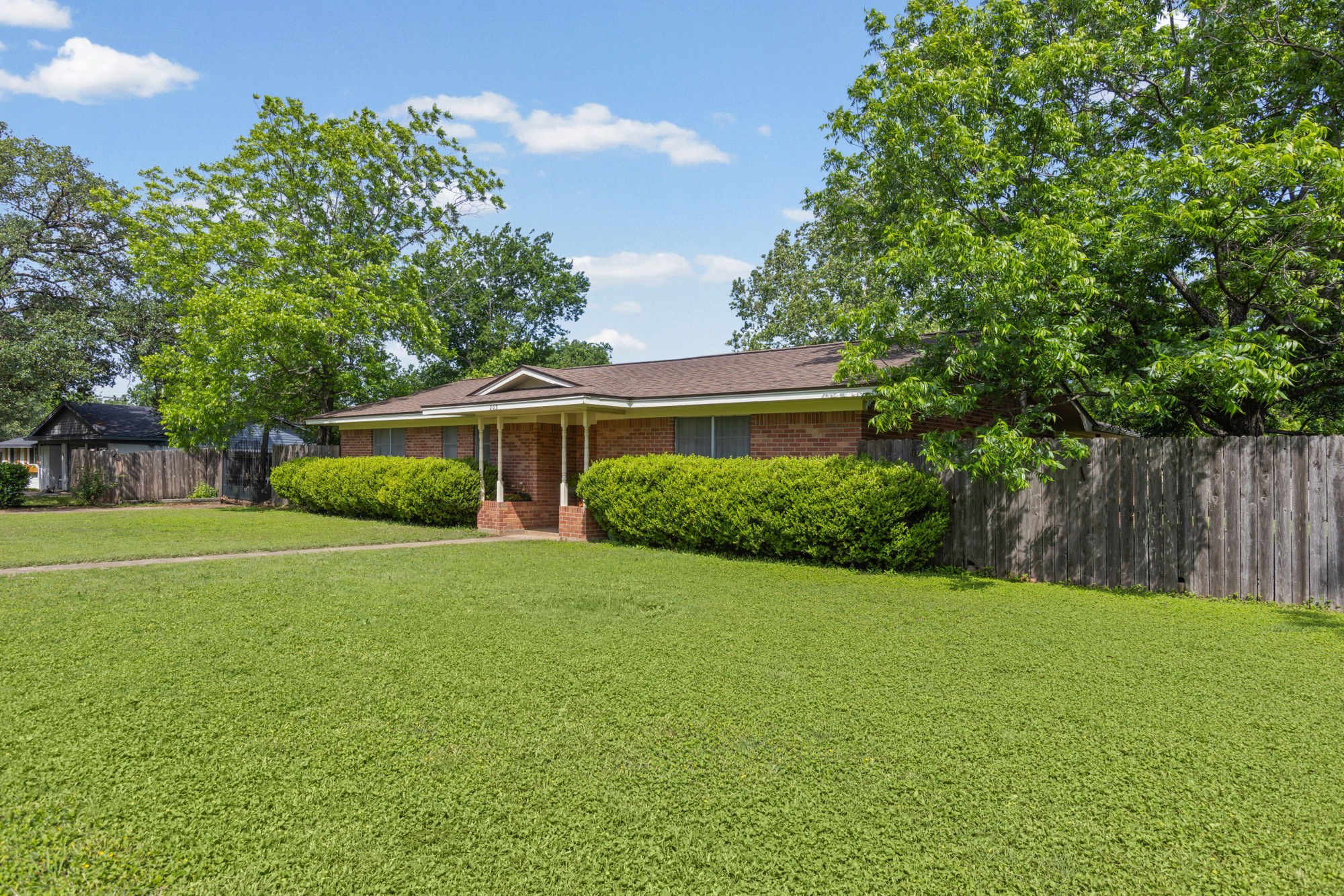 203 Randy Drive Woodway TX 76712