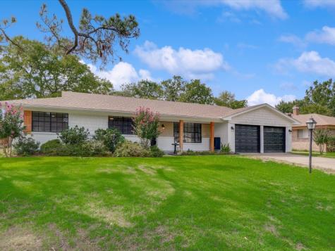 2017 Fordham Lane Denton TX 76201