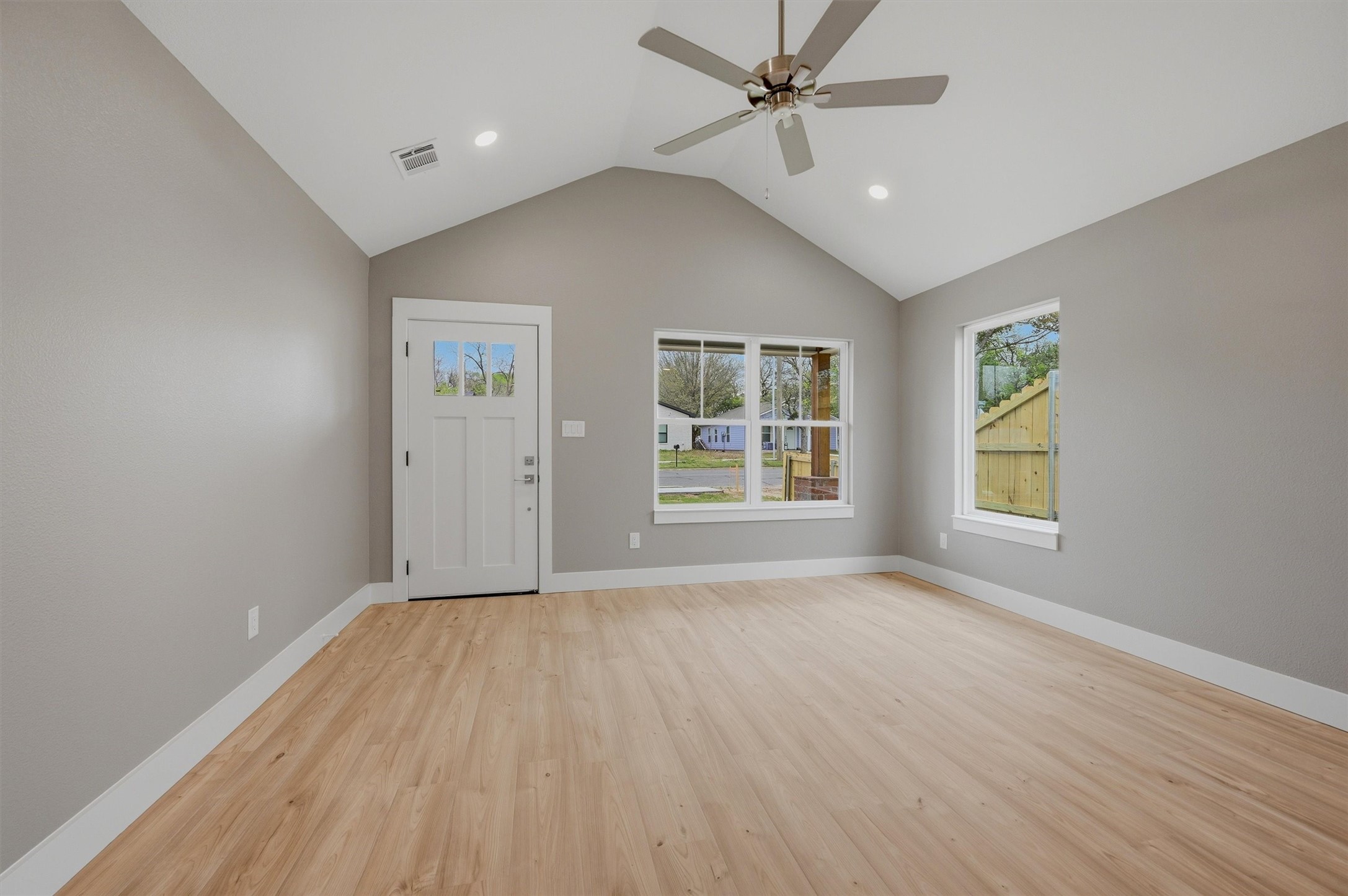 1016 S 1st Street Sherman TX 75090