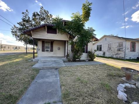701 N Filmore Street Beeville TX 78102