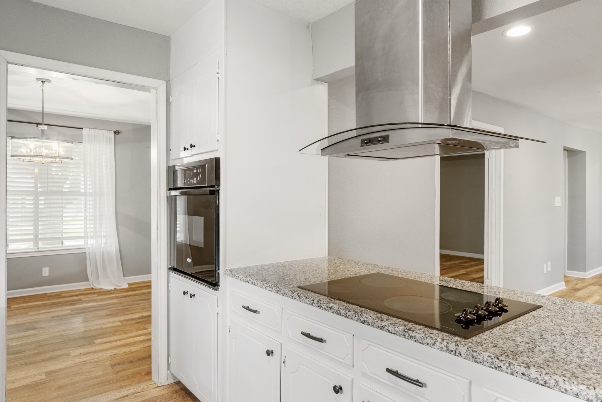 1804 W Cedar Elm Drive Arlington TX 76012