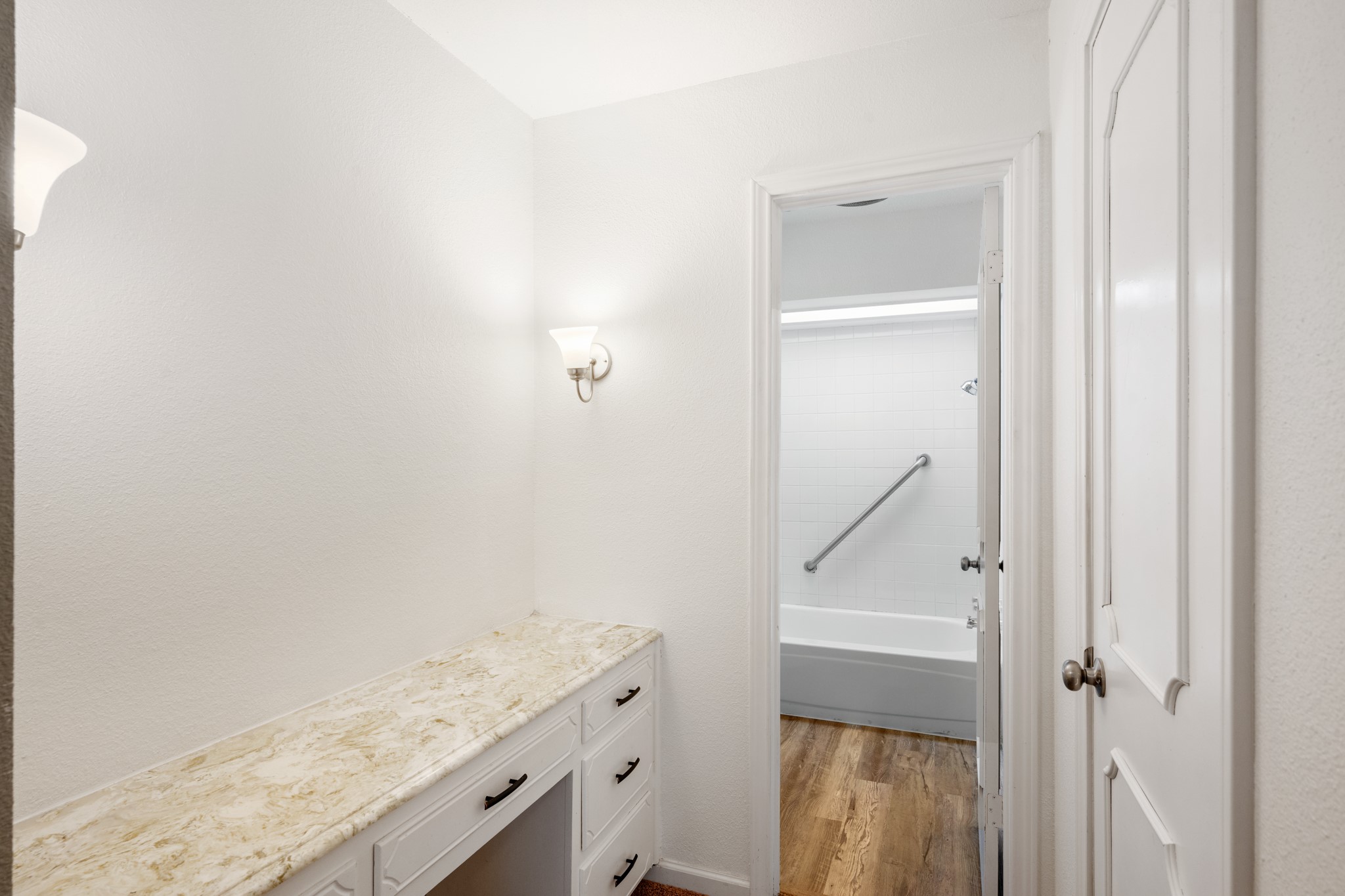 1804 W Cedar Elm Drive Arlington TX 76012
