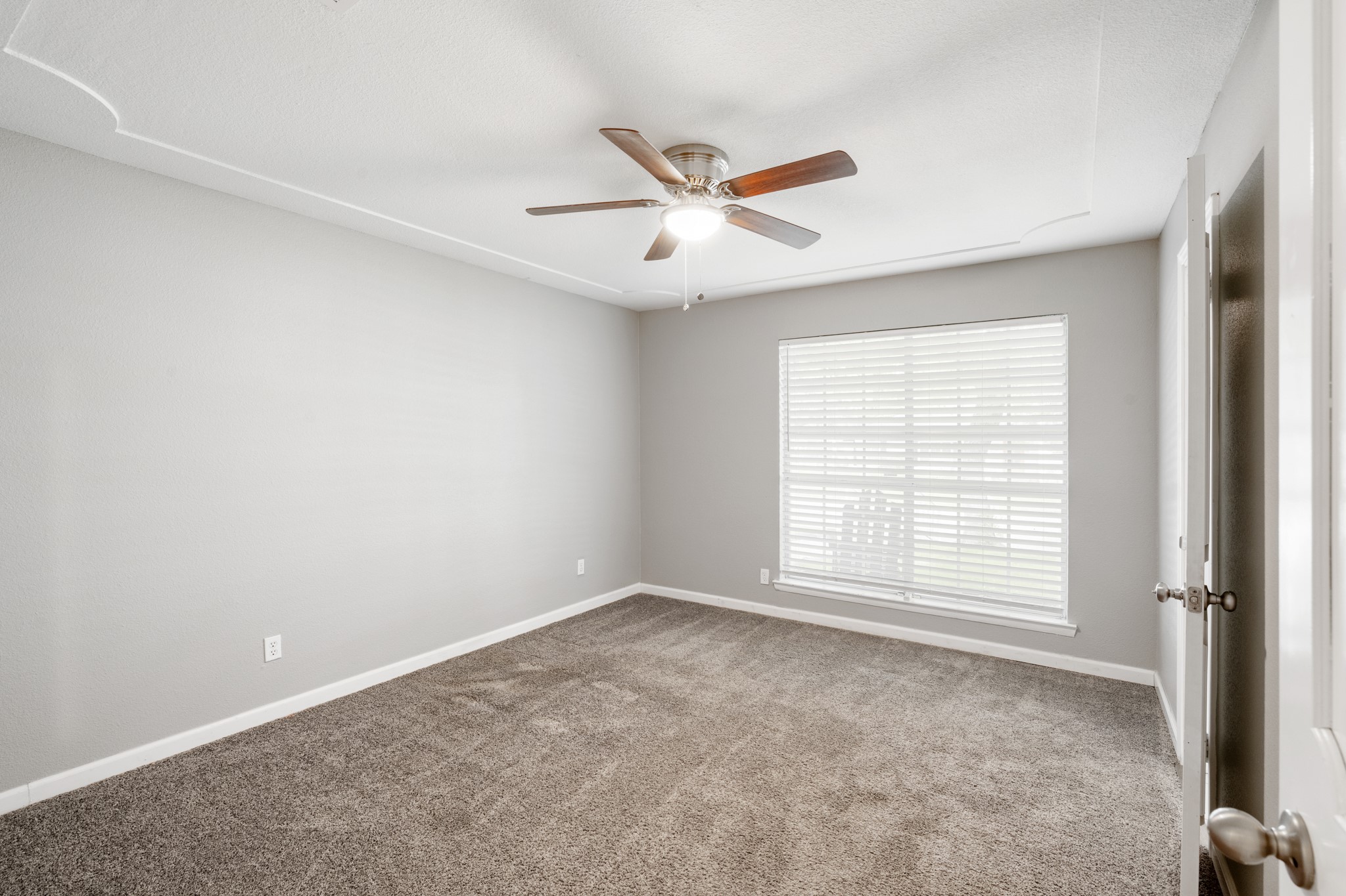 1804 W Cedar Elm Drive Arlington TX 76012