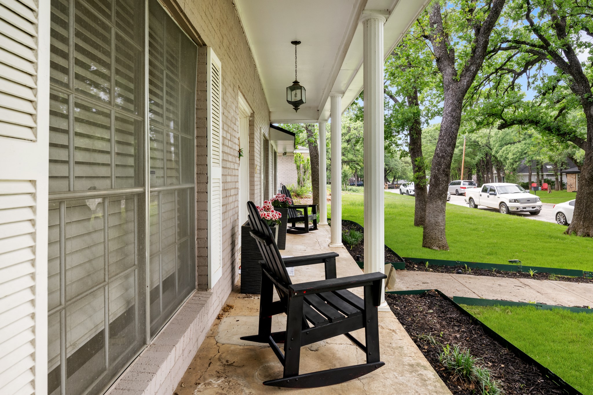 1804 W Cedar Elm Drive Arlington TX 76012