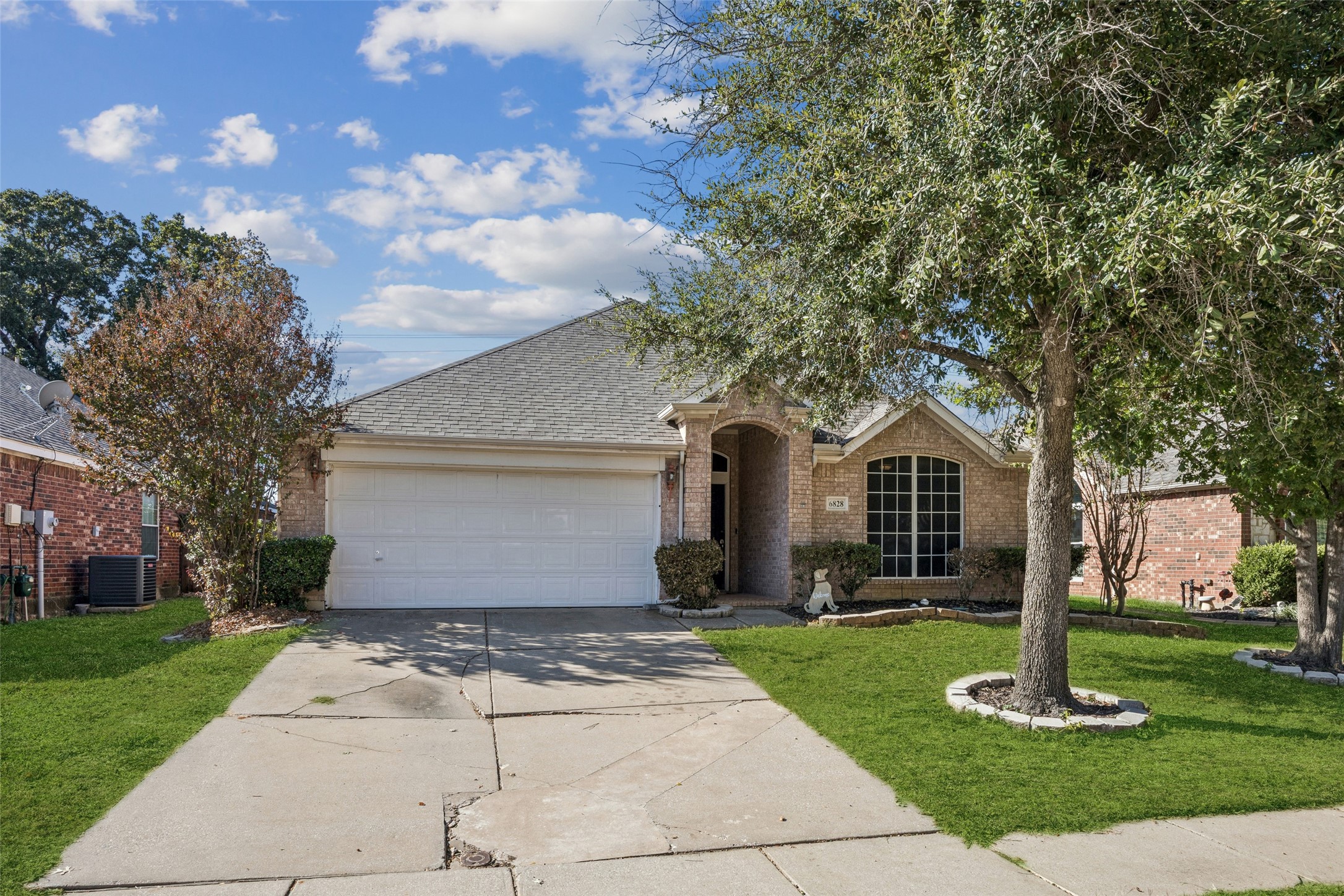 6828 Crenshaw Lane Denton TX 76210