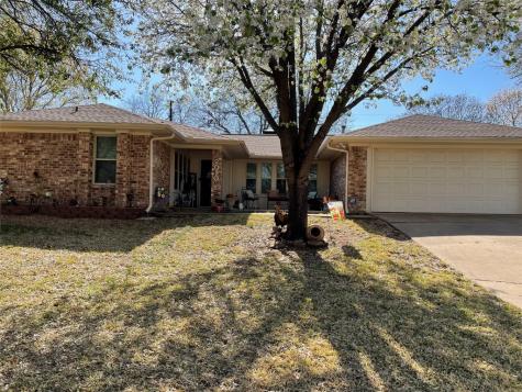 2010 Oak Creek Circle Sherman TX 75092