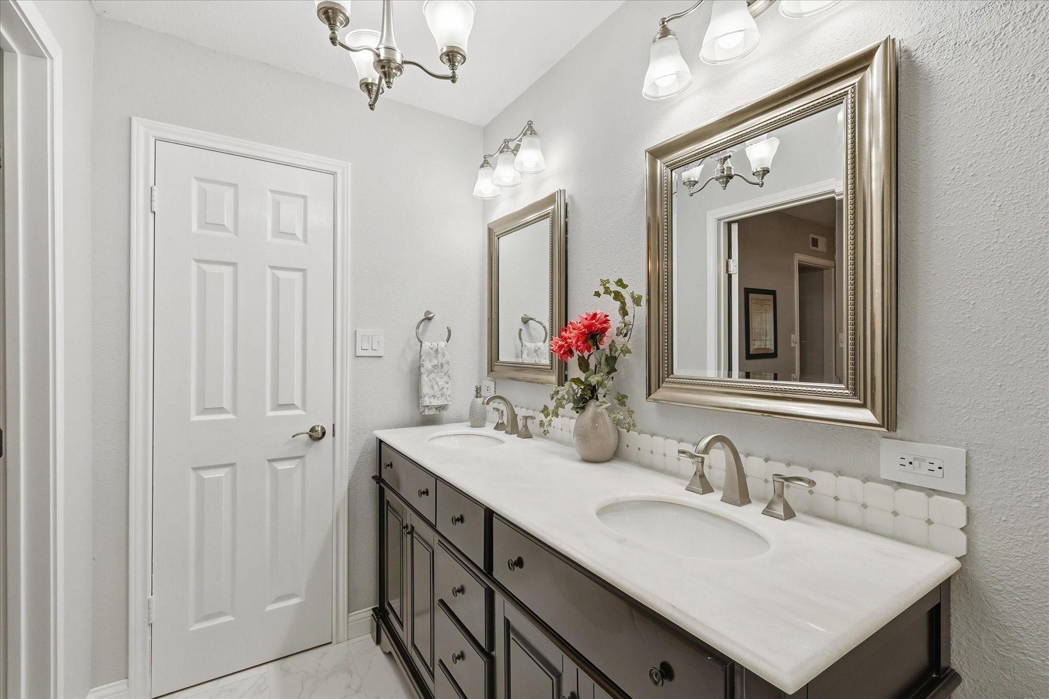 2837 Edinburg Lane Flower Mound TX 75028